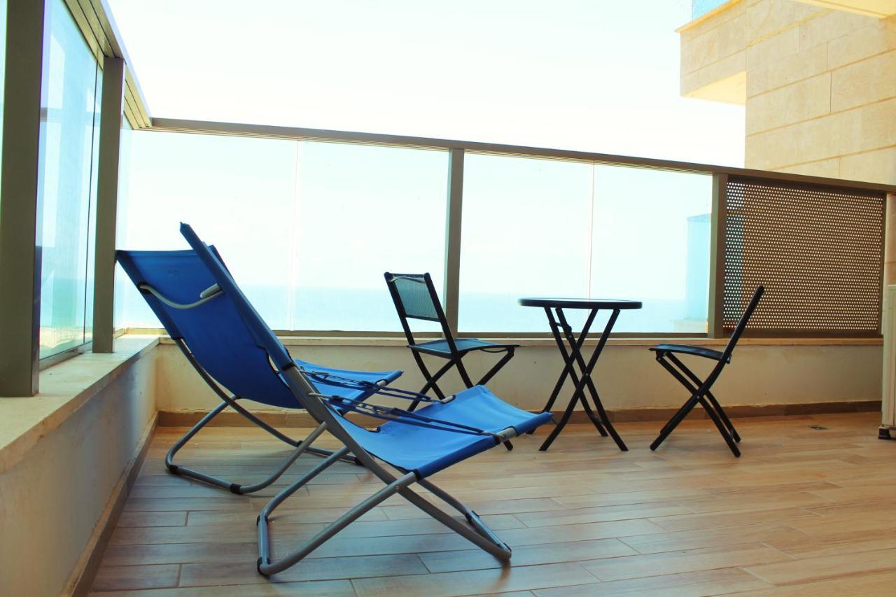 Beach Suite Israel- Best View, Gym, Massage Chair, Low Fee For Off-Site Indoor Pool Spa ביץ סוייט ישראל- נוף ים מאלף, כיסא מסאז, חדר כושר, אפשרות לבריכה מקורה, וספא בתשלום ממש מוזל Ashkelon Exterior foto