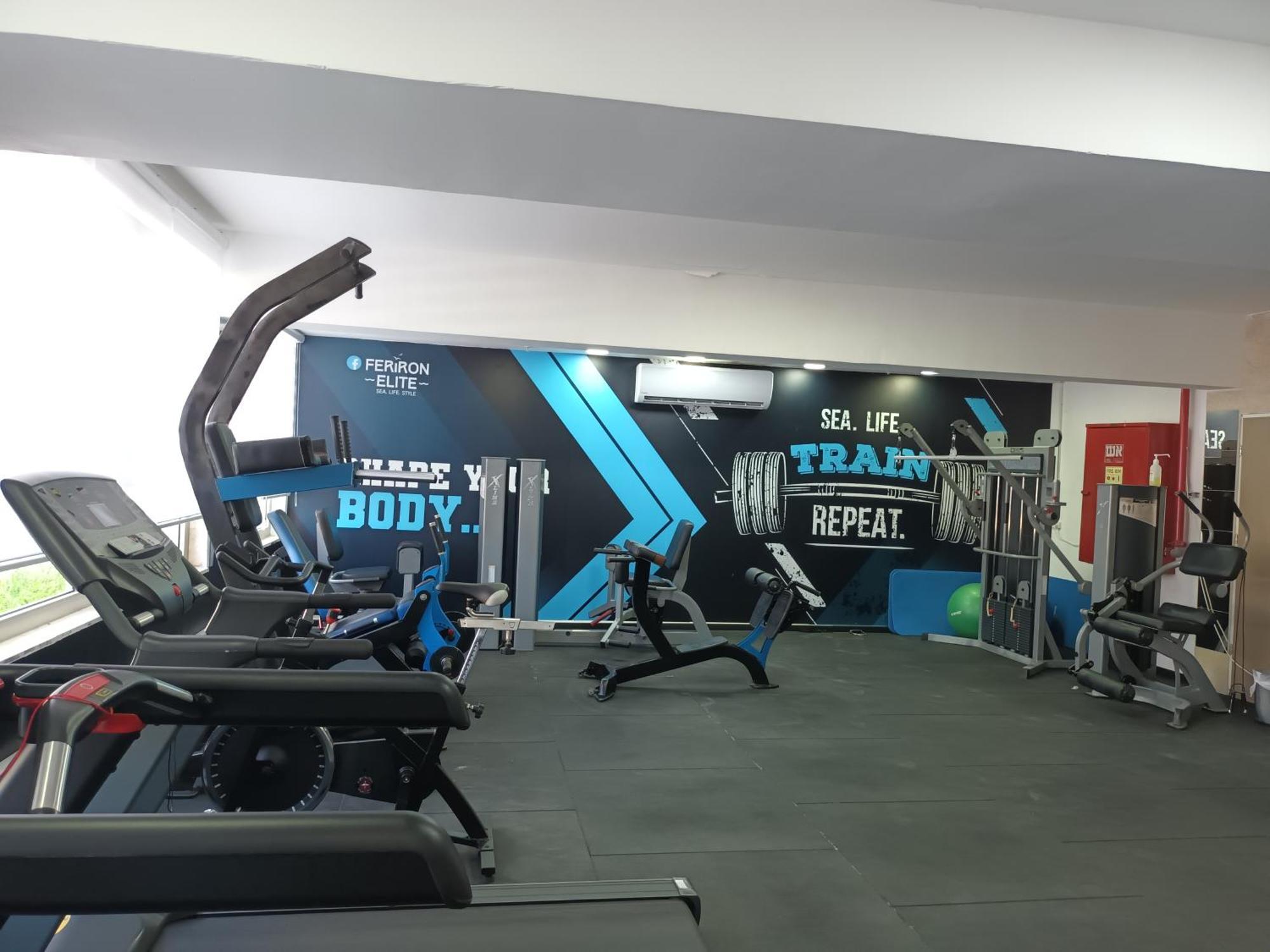 Beach Suite Israel- Best View, Gym, Massage Chair, Low Fee For Off-Site Indoor Pool Spa ביץ סוייט ישראל- נוף ים מאלף, כיסא מסאז, חדר כושר, אפשרות לבריכה מקורה, וספא בתשלום ממש מוזל Ashkelon Exterior foto
